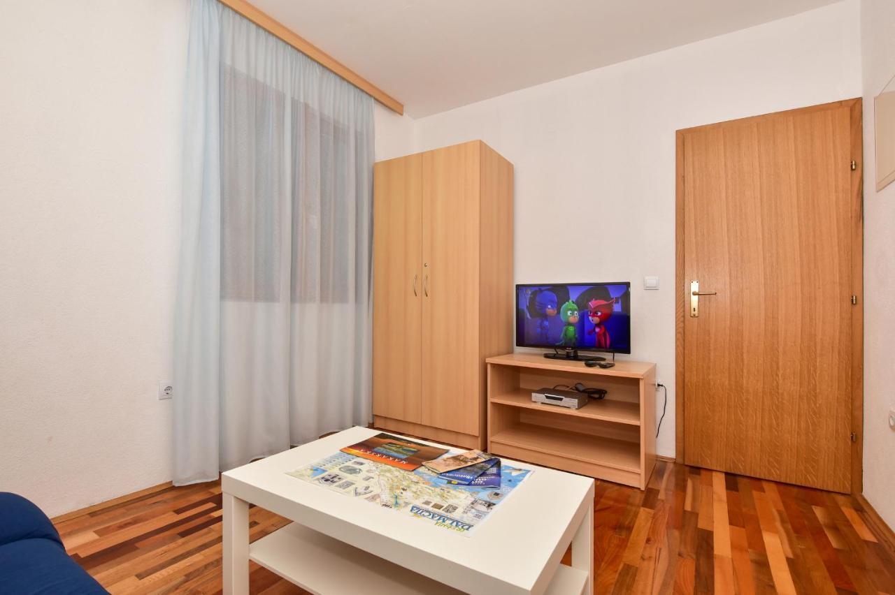 Apartmani Mate มาคาร์สกา ภายนอก รูปภาพ